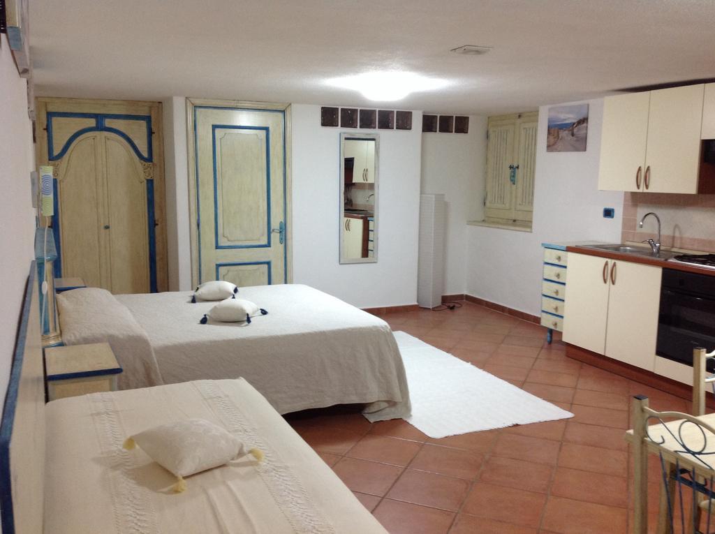 Addisora Appartamenti Cala Liberotto Room photo